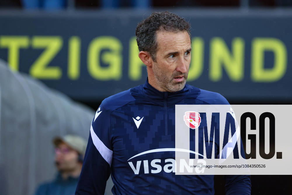 FC Zürich gegen FC Thun Brack Super League 10. Oktober 2026 Patrick Bettoni (Torhütertrainer, FC Thun) während des Fussballspiels der Brack Super League, FC Zürich gegen FC Thun, 10. Oktober 2026, Stadion Letzigrund, Zürich, Schweiz. Zürich Stadion Letzigrund Zürich Schweiz