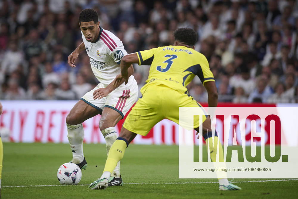 Real Madrid CFs Jude Bellingham (l) and Villarreal CFs Alexander Freeman during La Liga match. October 10 ,2026. (20261010037)