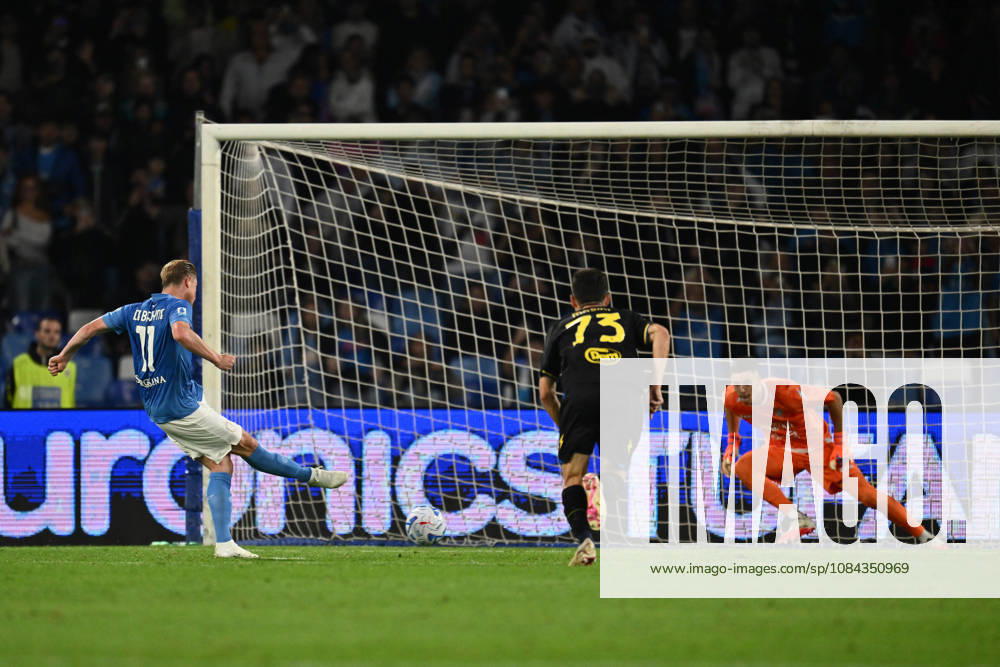 10th October 2026; Stadio Diego Armando Maradona, Naples, Italy; Italian Serie A Football, Napoli versus Frosinone; Kevin De Bruyne of Napoli scores the penalty for 1-0 DomenicoxCippitelli