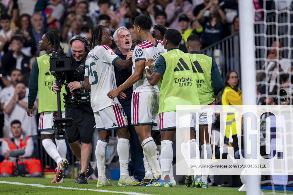 Real Madrid CF v Villarreal CF - LaLiga EA Sports 2026 27 Jose Mourinho, head coach of Real Madrid CF, celebrates a goal with his players (from L to R) Yan Diomande, Jude Bellingham during the LaLiga EA Sports football match between Real Madrid CF and Villarreal CF at Estadio Bernabeu on October 10, 2026 in Madrid, Spain. Madrid Estadio Bernabeu Madrid Spain