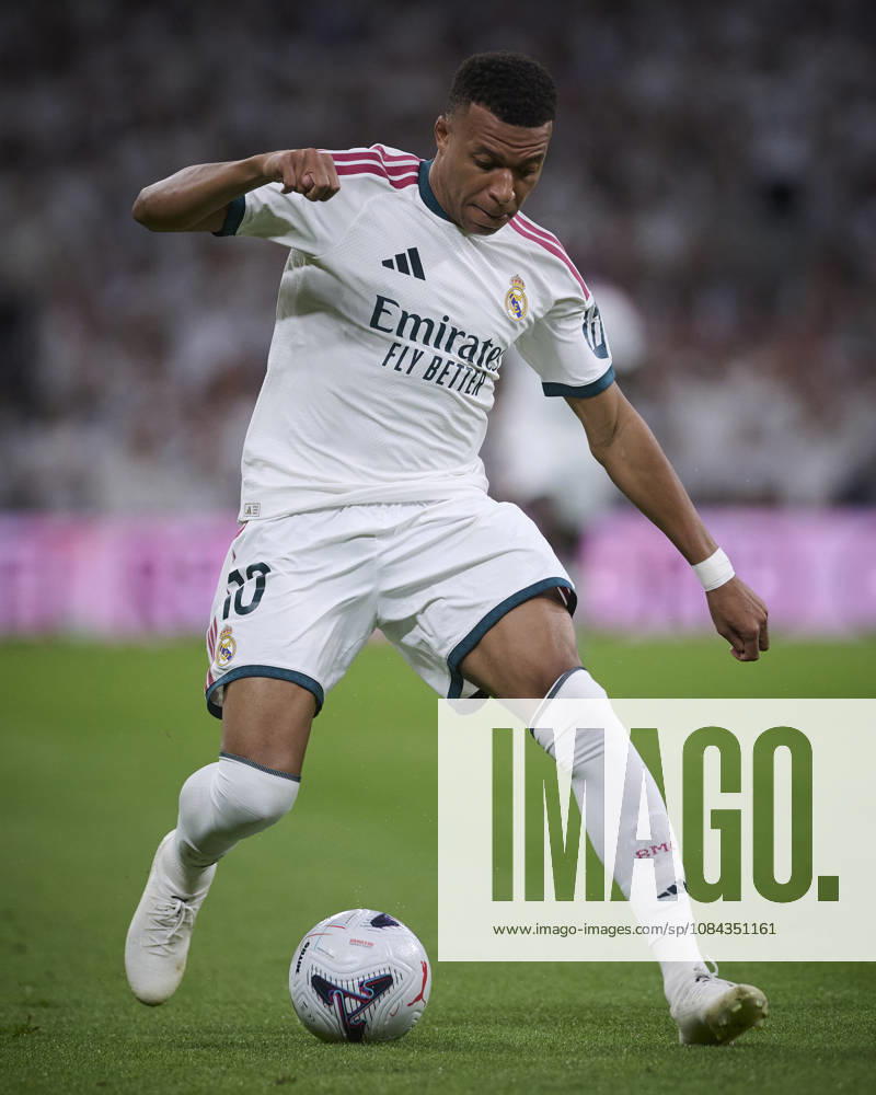 REAL MADRID CF v VILLARREAL CF. LA LIGA 2026 2027. ROUND 8. Real Madrid CFs Kylian Mbappe during La Liga match. October 10 ,2026. (ALTERPHOTOS Ropero) MadridSpain