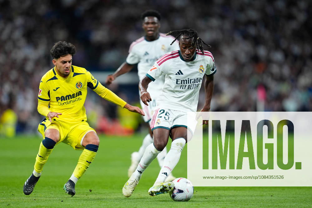 Yan Diomande of Real Madrid and Ilias Akhomachof Villarreal CF compete for the ball during the Spanish League, LaLiga EA Sports, football match between Real Madrid and Villarreal CF at Bernabeu stadium on October 10, 2026, in Madrid, Spain. Madrid Spain - ZUMAa181 20261010_zaa_a181_216