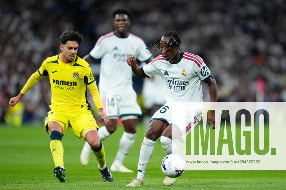 Yan Diomande of Real Madrid runs with the ball during the Spanish League, LaLiga EA Sports, football match between Real Madrid and Villarreal CF at Bernabeu stadium on October 10, 2026, in Madrid, Spain. Madrid Spain - ZUMAa181 20261010_zaa_a181_222