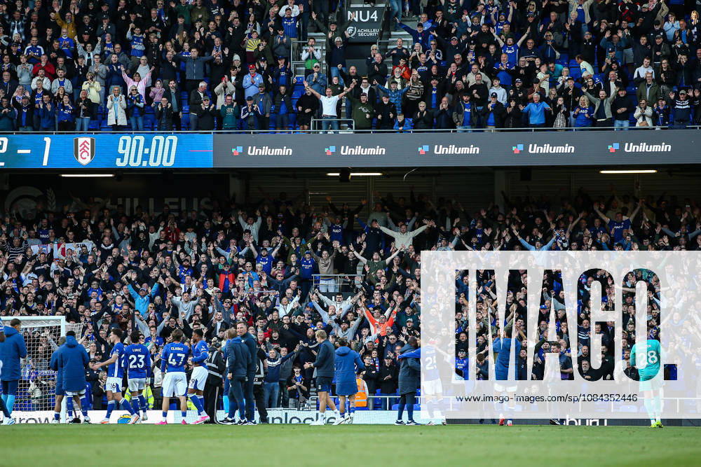 10th October 2026; Portman Road, Ipswich, Suffolk, England; Premier League Football, Ipswich Town versus Fulham; Ipswich Town players salute their fans after the match AndyxSkinner