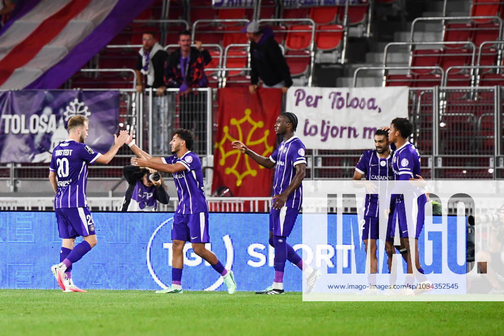 AS Monaco v Toulouse FC - Ligue 1 McDonald s 2026 2027 EMERSONN of Toulouse , Rafik MESSALI of Toulouse FC and Sion OPPONG of Toulouse FC celebrate after scores during Ligue 1 McDonald s match between Monaco and Toulouse at Stade Louis II on October 10, 2026 in Monaco, Monaco. Monaco Monaco