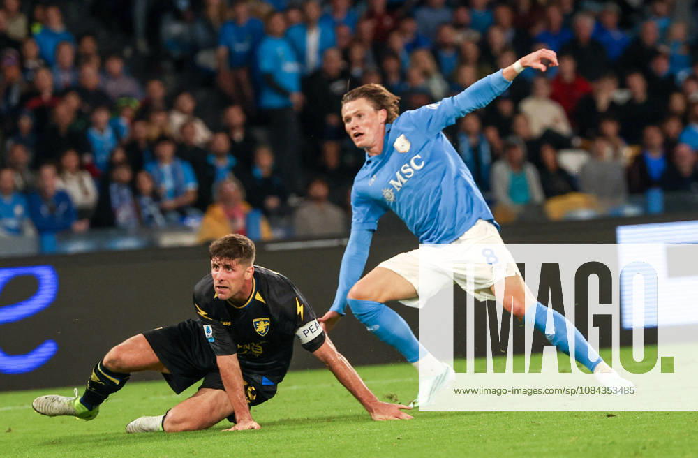 Scott McTominay of SSC Napoli during the 2026 27 Serie A match between SSC Napoli and FC Frosinone, played on October 10, 2026, at the Stadio Diego Armando Maradona in Naples Serie A Football Match †2026 27 Season: Napoli Vs. Frosinone - ZUMAs236 20261010_aap_s236_108