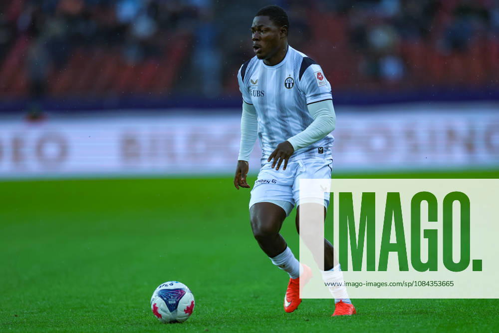 FC Zürich gegen FC Thun Brack Super League 10. Oktober 2026 Umeh Emmanuel (11, FC Zürich) während des Fussballspiels der Brack Super League, FC Zürich gegen FC Thun, 10. Oktober 2026, Stadion Letzigrund, Zürich, Schweiz. Zürich Stadion Letzigrund Zürich Schweiz