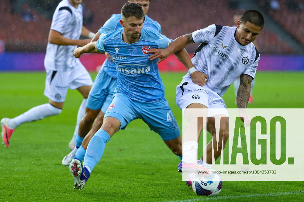 FC Zürich gegen FC Thun Brack Super League 10. Oktober 2026 Fabio Fehr (47, FC Thun, li.) und ;z38) im Zweikampf während des Fussballspiels der Brack Super League, FC Zürich gegen FC Thun, 10. Oktober 2026, Stadion Letzigrund, Zürich, Schweiz. Zürich Stadion Letzigrund Zürich Schweiz
