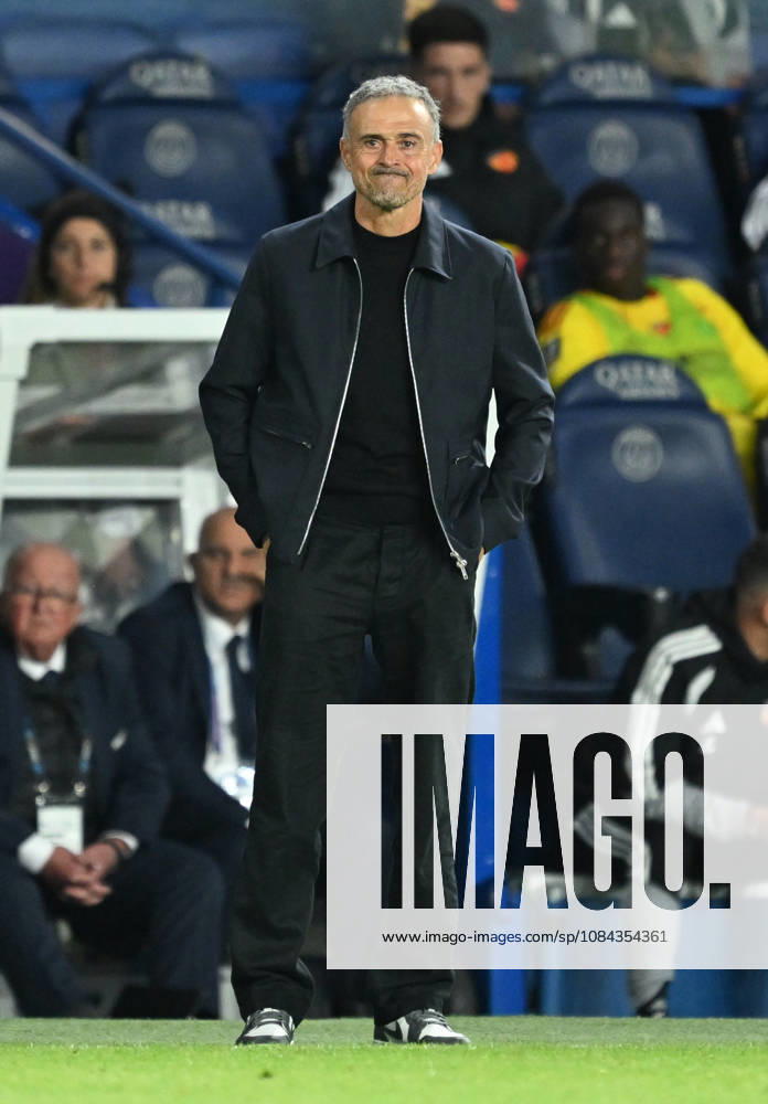 PSG v Le Mans FC - French Ligue 1 PARIS, FRANCE - OCTOBER 10: Luis Enrique, head coach of Paris Saint - Germain, in action during the French Ligue 1 (L1) soccer match between Paris Saint-Germain (PSG) and Le Mans FC at Parc des Princes stadium in Paris, France on October 10, 2026. Mustafa Yalcin Anadolu Paris France. Editorial use only. Please get in touch for any other usage.