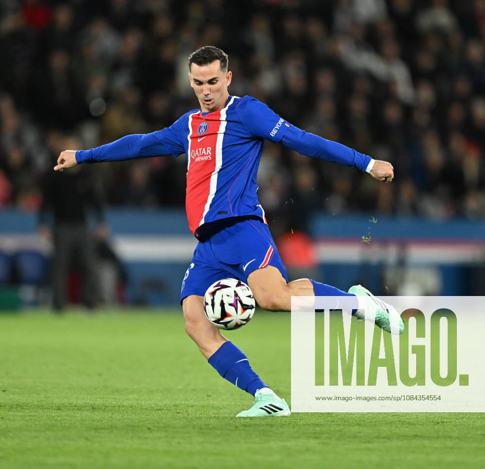 PSG v Le Mans FC - French Ligue 1 PARIS, FRANCE - OCTOBER 10: Fabian Ruiz of Paris Saint - Germain in action during the French Ligue 1 (L1) soccer match between Paris Saint-Germain (PSG) and Le Mans FC at Parc des Princes stadium in Paris, France on October 10, 2026. Mustafa Yalcin Anadolu Paris France. Editorial use only. Please get in touch for any other usage.