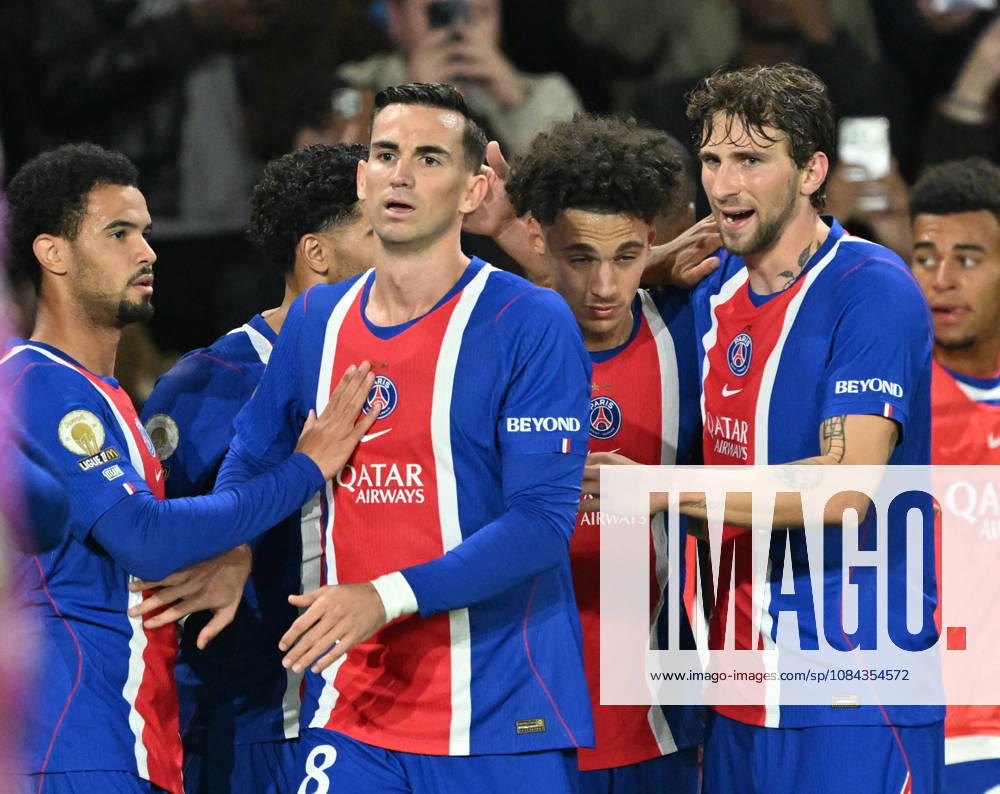 PSG v Le Mans FC - French Ligue 1 PARIS, FRANCE - OCTOBER 10: Players of Paris Saint - Germain celebrate after a score during the French Ligue 1 (L1) soccer match between Paris Saint-Germain (PSG) and Le Mans FC at Parc des Princes stadium in Paris, France on October 10, 2026. Mustafa Yalcin Anadolu Paris France. Editorial use only. Please get in touch for any other usage.