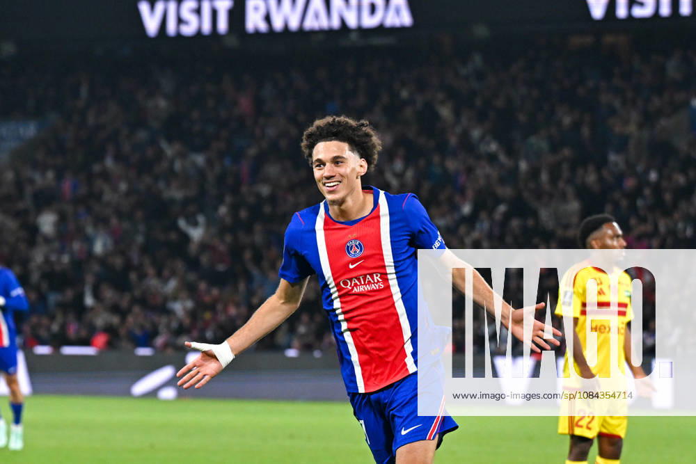 Paris Saint-Germain v Le Mans FC - Ligue 1 McDonald s 2026 2027 Maghnes AKLIOUCHE of Paris Saint-Germain celebrate after scores during Ligue 1 McDonald s match between Paris and Le Mans at Parc des Princes on October 10, 2026 in Paris, France. Paris France