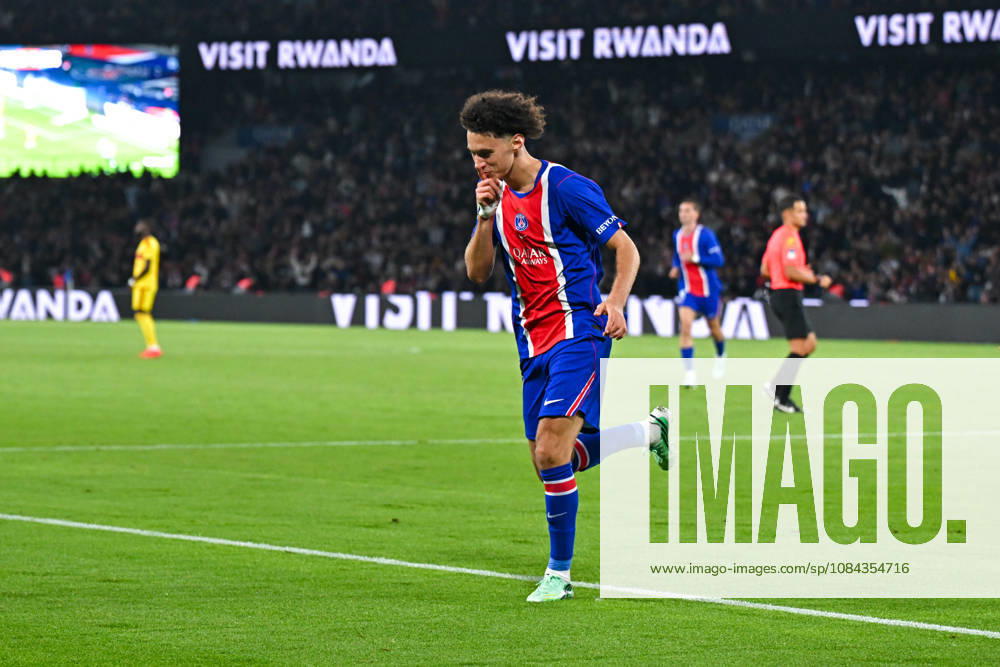 Paris Saint-Germain v Le Mans FC - Ligue 1 McDonald s 2026 2027 Maghnes AKLIOUCHE of Paris Saint-Germain celebrate after scores during Ligue 1 McDonald s match between Paris and Le Mans at Parc des Princes on October 10, 2026 in Paris, France. Paris France