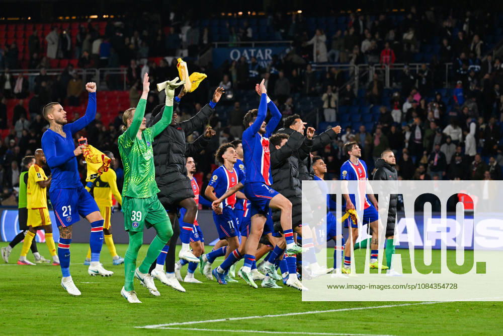 Paris Saint-Germain v Le Mans FC - Ligue 1 McDonald s 2026 2027 Team of Paris celebrate during Ligue 1 McDonald s match between Paris and Le Mans at Parc des Princes on October 10, 2026 in Paris, France. Paris France