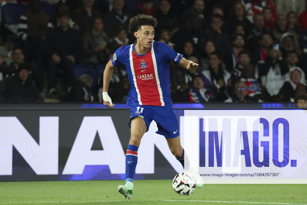 Maghnes Akliouche (Paris Saint Germain)