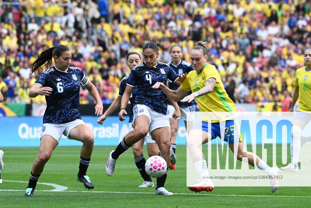 Match between Brazil and Argentina for the women s national team, Nationalteam friendly Niehues during the match between Brazil and Argentina, valid for the Women s National Team friendly, held at the Beira-Rio stadium, in Porto Alegre this Saturday (10) Porto Alegre Rio Grande do Sul Brasil