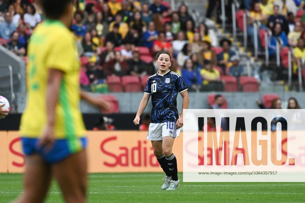 Match between Brazil and Argentina for the women s national team, Nationalteam friendly Pereyra scores the goal during the match between Brazil and Argentina, valid for the friendly of the women s national team, held at the Beira-Rio stadium, in Porto Alegre this Saturday (10). Porto Alegre Rio Grande do Sul Brasil
