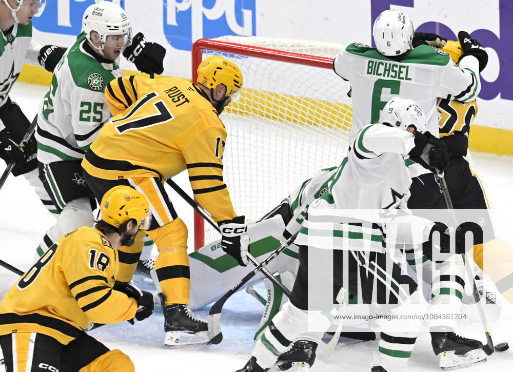 Officals reverses Pittsburgh Penguins defenseman Kris Letang (58) goal on a Dallas Stars challenge reversing the Pittsburgh Penguins goal in the final seconds of the first period at PPG Paints Arena in Pittsburgh on Saturday, October, 10 2026. PIT2026101003 ARCHIExCARPENTER