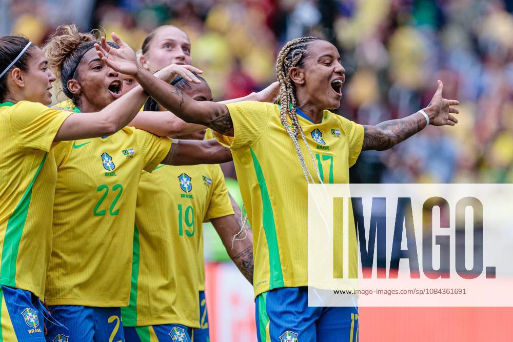 Match between Brazil and Argentina friendly 2026 Porto Alegre (RS), 10 10 2026 - Friendly match Women s national team, Nationalteam Brazil vs Argentina - Geise scores and celebrates her goal in the match between Brazil and Argentina, valid for the 2026 friendly match held at the Beira Rio stadium, in the city of Porto Alegre, on the afternoon of this Saturday, October 10, 2026. Credit: Wellington Rosa PHD Press TheNews2.(Foto: Phd Press Thenews2 imago images) SPO