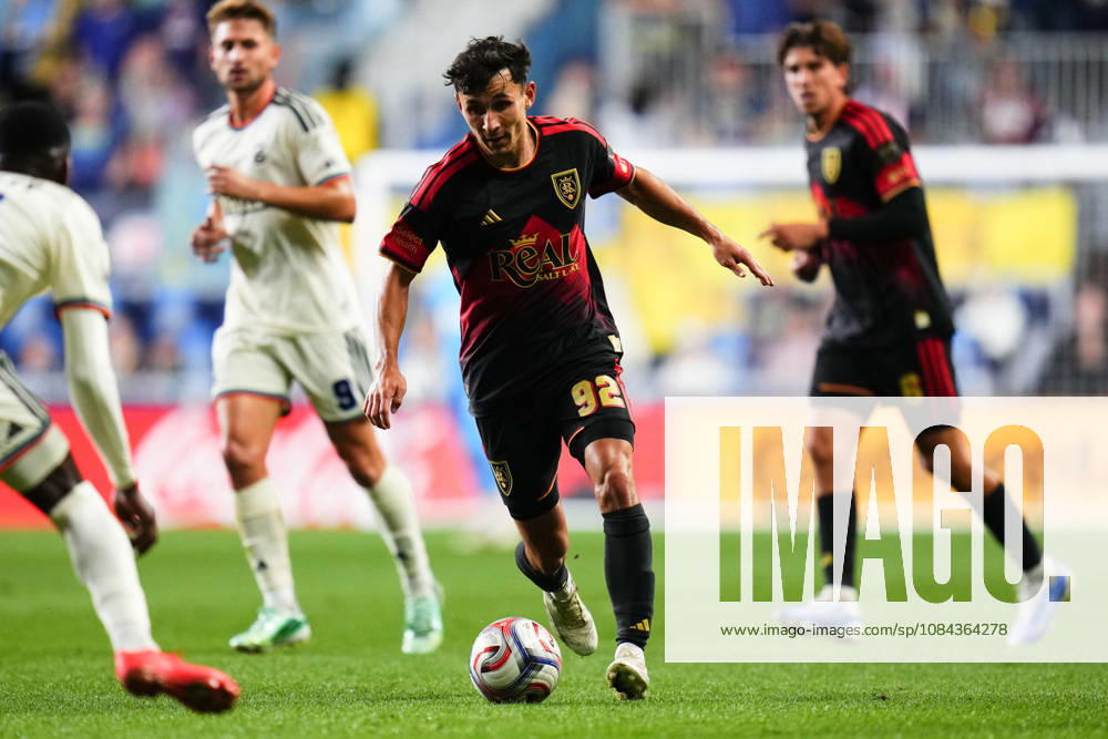 Real Salt Lake Midfielder Noel Caliskan (92) controls the ball during the second half of an MLS, Fussball Herren, USA match against the Philadelphia Union at Subaru Park in Chester, Pennsylvania. CSM Chester United States of America - ZUMAc04_ 20261010_zma_c04_310