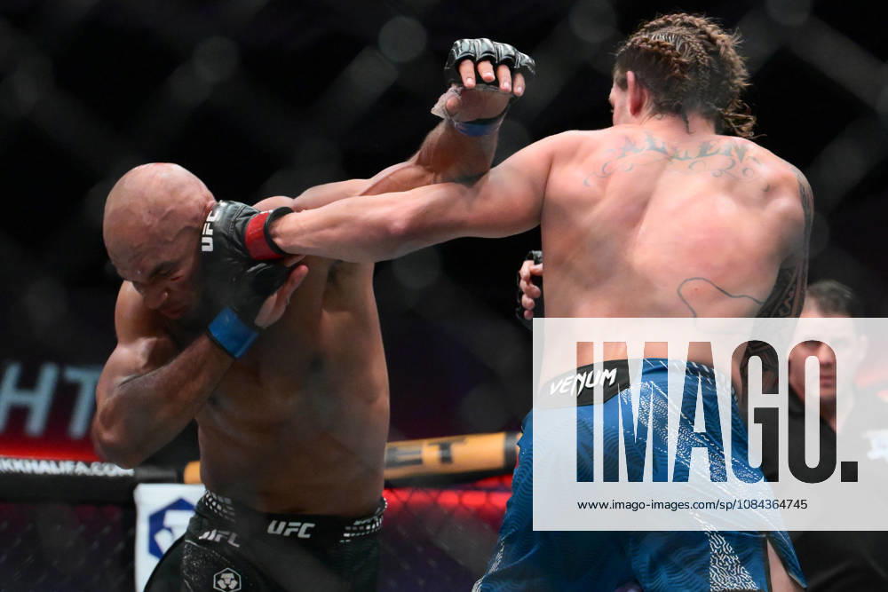BRENDAN ALLEN defeats CHRISTIAN LEROY DUNCAN by submission (rear-naked choke) at 2:46 of Round 5 during UFC Fight Night night the Meta APEX in Las Vegas. Las Vegas USA - ZUMAo117 20261010_zsp_o117_042