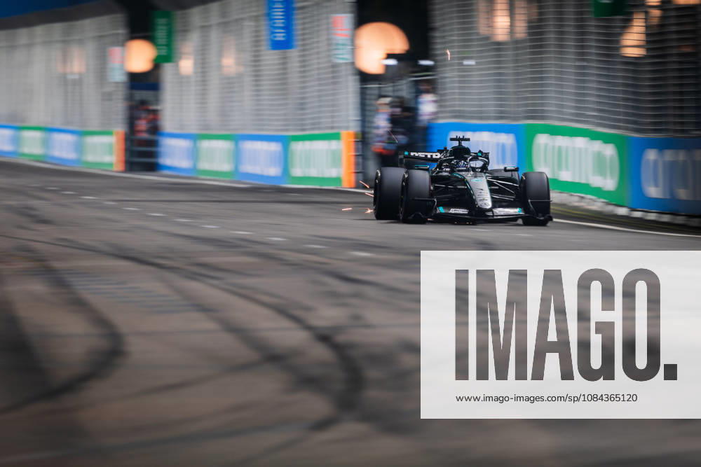 Marina Bay Street Circuit, Singapore, Singapore. 10.October.2026; George Russell of Great Britain and Mercedes-AMG PETRONAS F1 Team during qualifying Formula One Singapore Grand Prix aflo_354967734 JayxHiranox