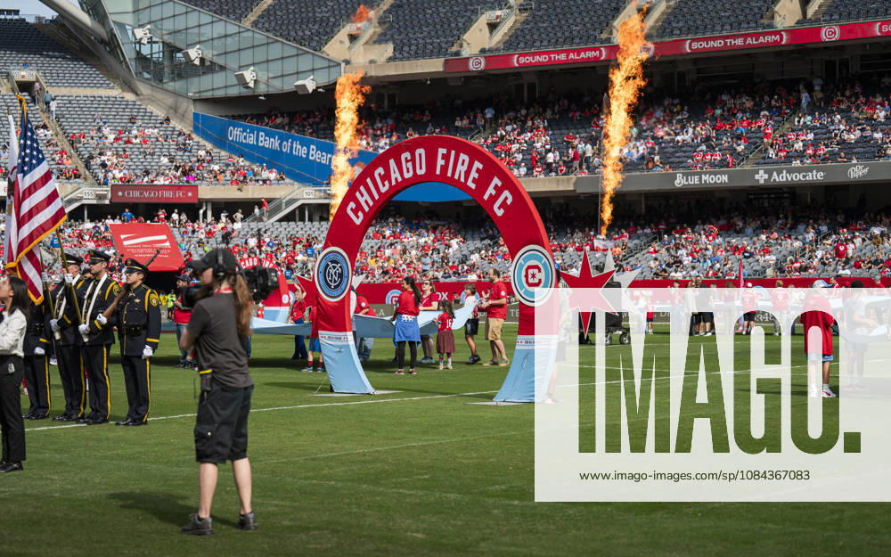 Chicago Fire FC V New York City FC - MLS, Fussball Herren, USA - October 10, 2026 The teams walk into the stadium before the match between Chicago Fire FC and New York City FC at Soldier Field Stadium in Chicago, United States, on October 10, 2026. Chicago IL United States
