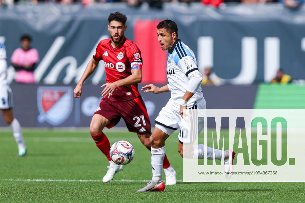 Toronto FC v CF Montreal Alexis Sanchez 10 of CF Montreal runs with the ball during a Major League Soccer game between Toronto FC and CF Montreal at BMO Field in Toronto, Ontario, Canada, on October 10, 2026. Toronto Ontario Canada