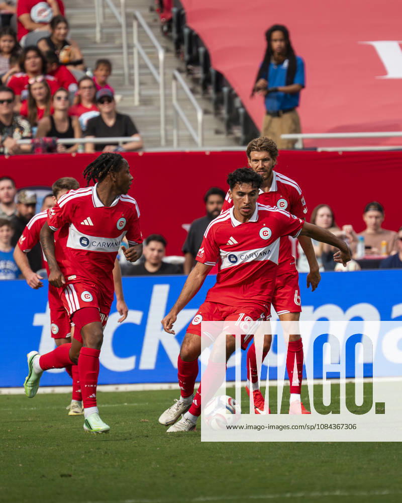 Chicago Fire FC V New York City FC - MLS, Fussball Herren, USA - October 10, 2026 Johan Gomez ( 18) of Chicago Fire FC is in action during the match between Chicago Fire FC and New York City FC at Soldier Field Stadium in Chicago, United States, on October 10, 2026. Chicago IL United States