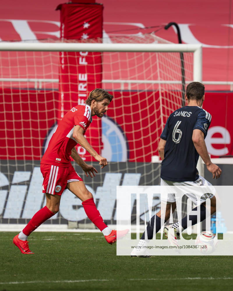 Chicago Fire FC V New York City FC - MLS, Fussball Herren, USA - October 10, 2026 Anton Saletros ( 6) of Chicago Fire FC is in action during the match between Chicago Fire FC and New York City FC at Soldier Field Stadium in Chicago, United States, on October 10, 2026. Chicago IL United States