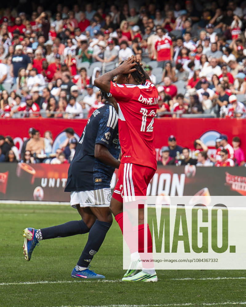Chicago Fire FC V New York City FC - MLS, Fussball Herren, USA - October 10, 2026 Puso Dithejane ( 12) of Chicago Fire FC reacts after taking a shot during the match between Chicago Fire FC and New York City FC at Soldier Field Stadium in Chicago, United States, on October 10, 2026. Chicago IL United States