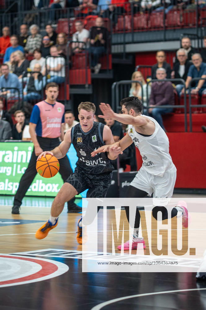 Artland Dragons - Tigers Tübingen. Quakenbrück, Niedersachsen, Deutschland, 10.10.2026. Basketball, BARMER 2. Basketball Bundesliga ProA, 4. Spieltag, Saison 2026 2027, in der Artland Arena. Die Tigers Tübingen gewinnen mit 92:86 gegen die Artland Dragons. For editorial use only. Artland Dragons - Tigers Tübingen, Basketball ProA Quakenbrück
