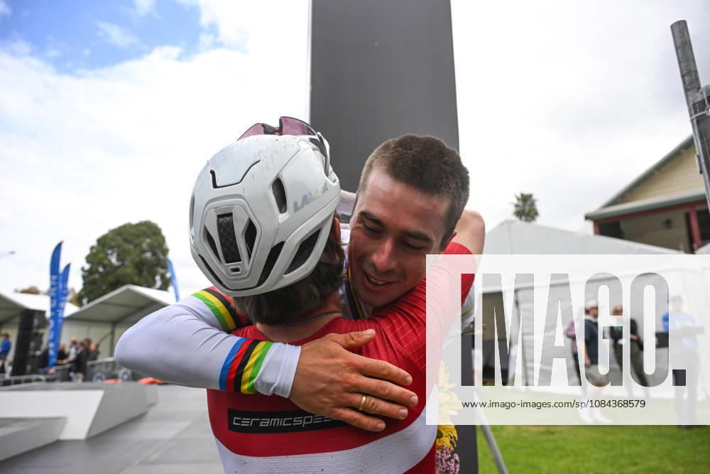 2026 UCI Gravel World Championships Picture by Zac Williams SWpix.com - 11 10 2026 - Cycling - 2026 UCI Gravel World Championships - Nannup, Western Australia, Australia - Mens Elite Podium - Magnus Bak Klaris (Denmark) celebrates winning to become World Champion