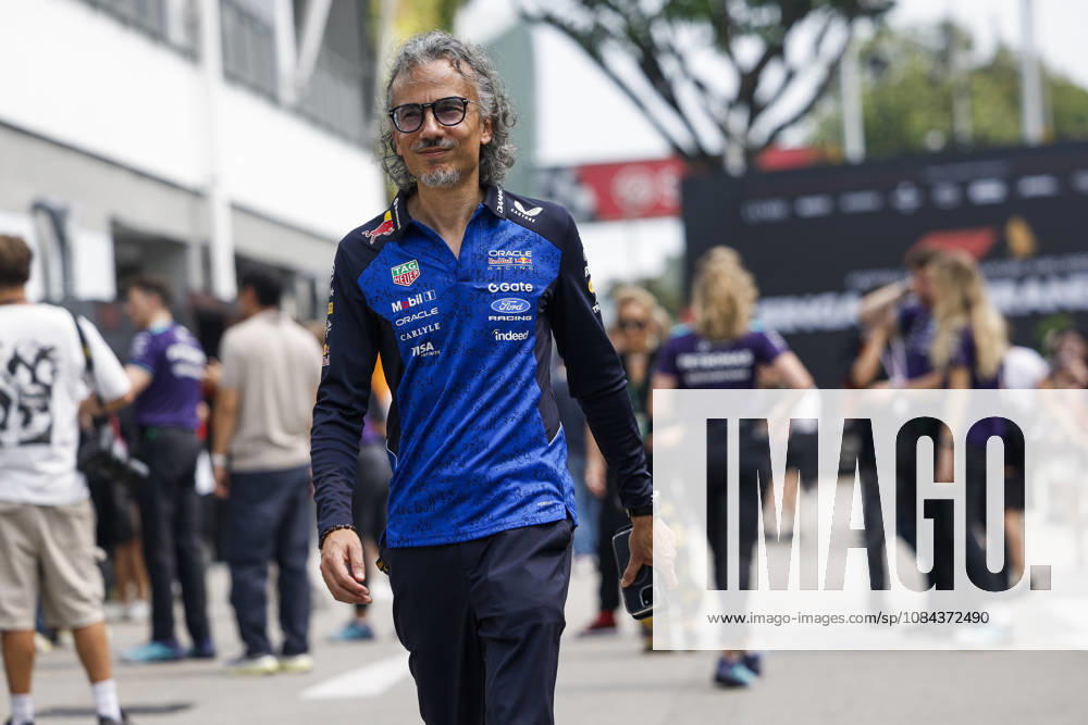 F1 - SINGAPORE GRAND PRIX 2026 MEKIES Laurent (fra), CEO & Team Principal at Red Bull Racing during the 2026 Formula 1 Singapore Grand Prix, 17th round of the 2026 Formula One World Championship, WM, Weltmeisterschaft from October 9 to 11, 2026 on the Marina Bay Street Circuit, in Singapore, Singapore - SingaporeSingapore