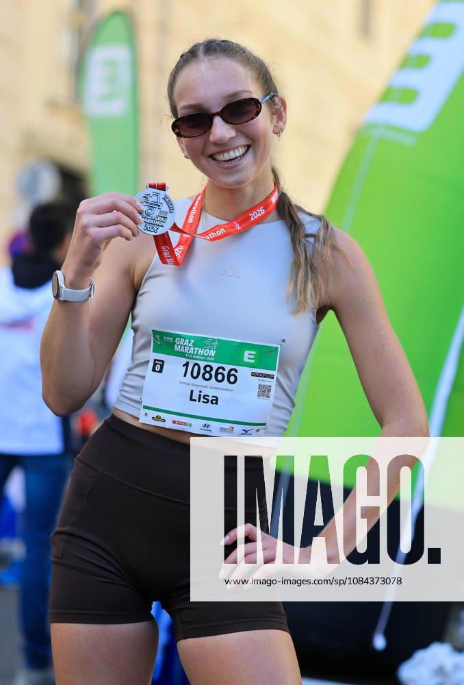 RUNNING - Graz Marathon 2026 GRAZ,AUSTRIA,11.OCT.26 - RUNNING - Graz Marathon. Image shows Andreas Prueckler (Kleine Zeitung), Lisa Kumpitsch and Urs Harnik-Lauris (Energie Steiermark). GEPAxpictures xWolfgangxGrebien