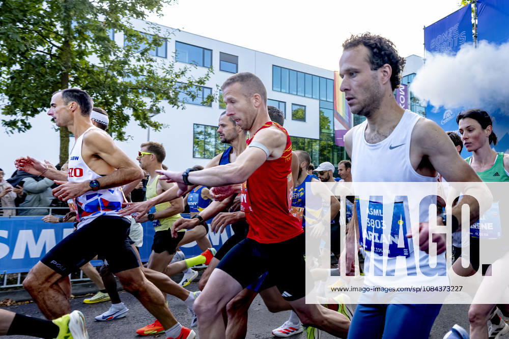 EINDHOVEN - during the Marathon Eindhoven on 11 October 2026 in Eindhoven, Nederland. CAROLINE VAN LEUSDEN EYE4IMAGES DeFodi Images -