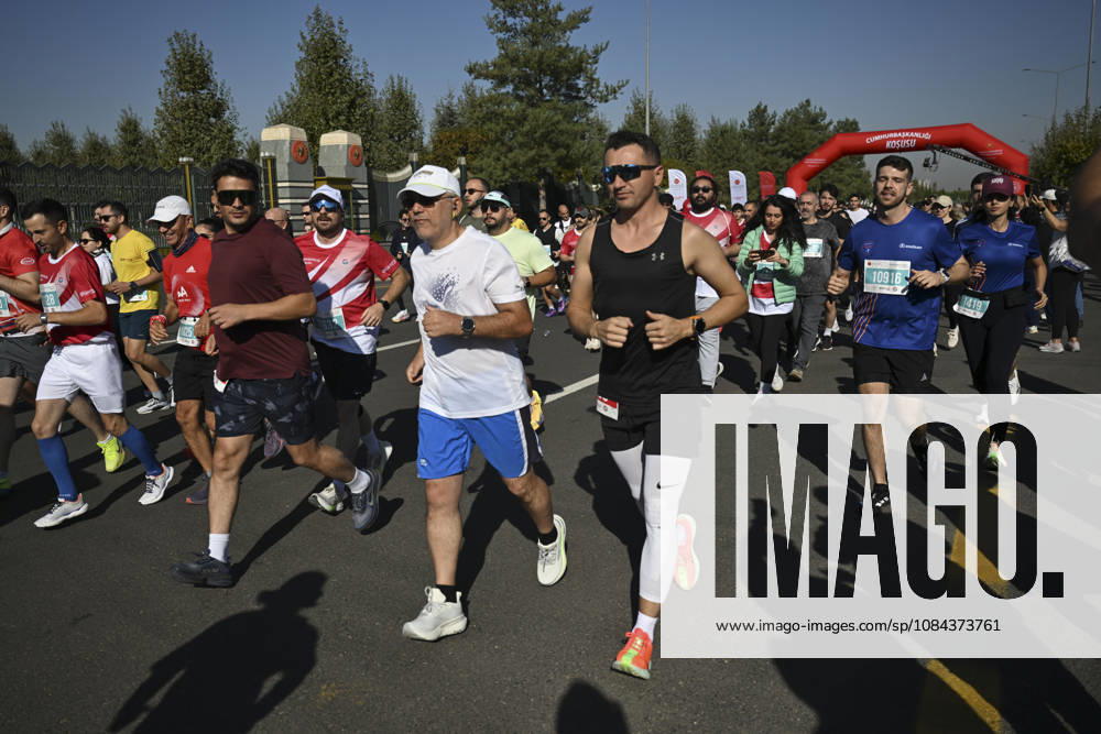 Presidential Run in Ankara ANKARA, TURKIYE - OCTOBER 11: Participants take part in the Presidential Run, organized by the Turkish Athletics Federation, in Ankara, Turkiye, on October 11, 2026. Utku Ucrak Anadolu Ankara Turkey. Editorial use only. Please get in touch for any other usage.