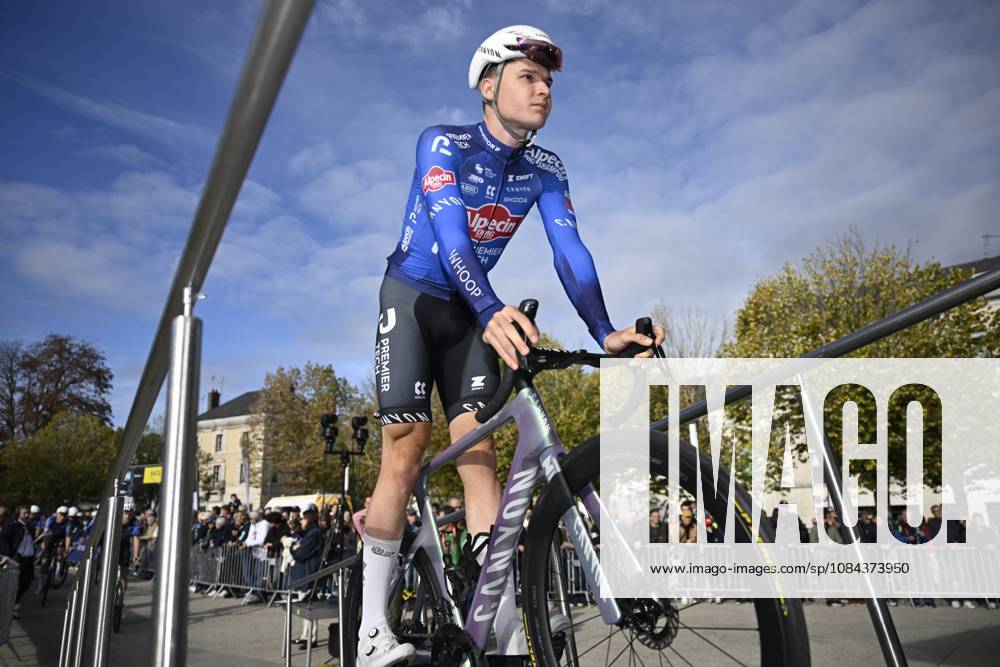 Paris Tours 2026 Cycling Race TOURS, FRANCE - OCTOBER 11 : Ballerstedt Maurice (GER) of Alpecin - Premier Tech during the 120th edition of Paris Tours an UCI ProSeries 1.Pro one day cycling road race for Men Elite of 216.2 km with start in Chartres and finish in Tours on October 11, 2026 in Tours, France, 11 10 2026 ( Motordriver Guy De Vuyst - Tours France