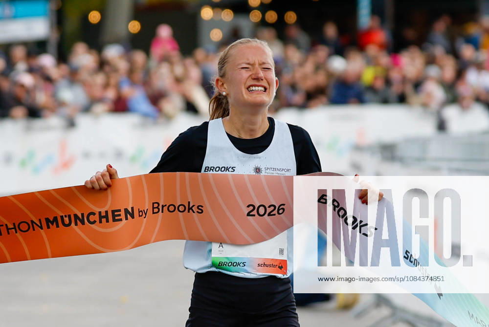 München Marathon 2026; München, 11.10.2026 Nina REUTER (GER Frankfurt Athletics) die Vorjahressiegerin gewinnt nach ihrem Erfolg 2025 auch den München Marathon 2026; München