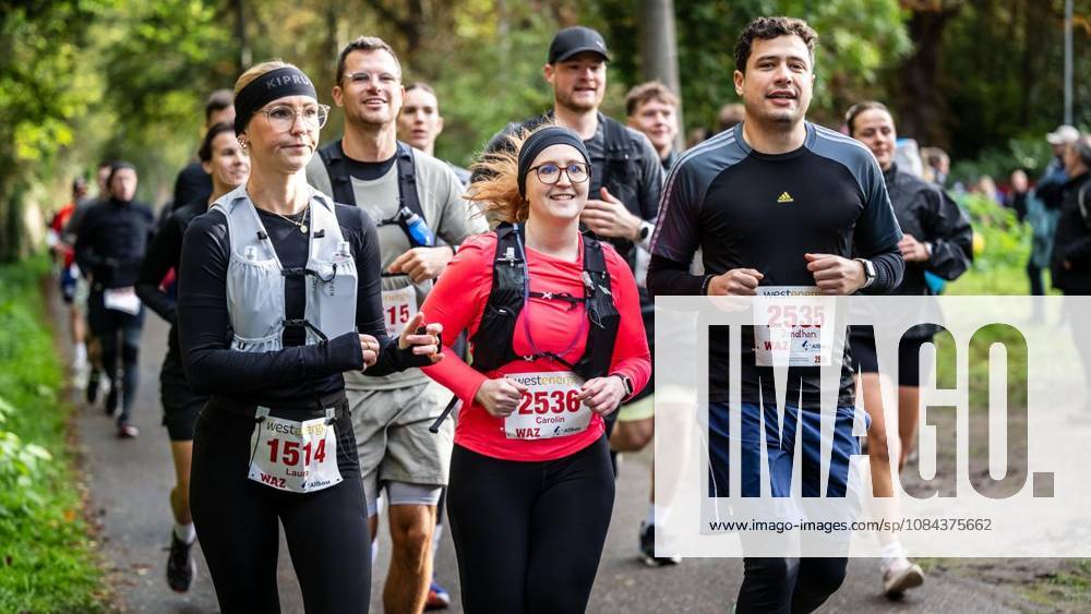 Rund 1800 Läufer begeben sich am Sonntagmorgen, 11.10.2026, im Rahmenprogramm des Mararthons am Baldeneysee auf eine gut 18 Kilometer lange Seerunde. Deutschland NRW Essen