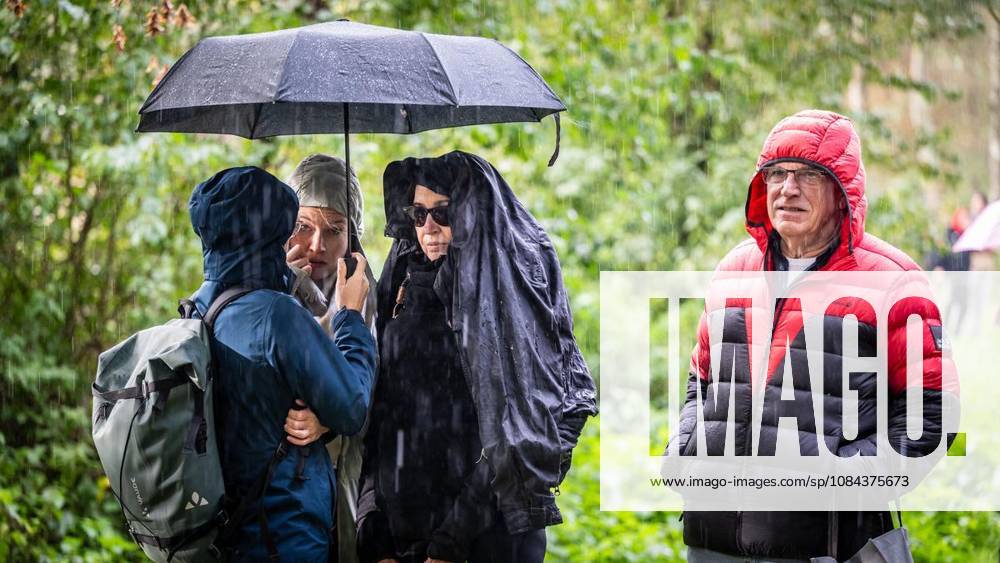 Rund 1800 Läufer begeben sich am Sonntagmorgen, 11.10.2026, im Rahmenprogramm des Mararthons am Baldeneysee auf eine gut 18 Kilometer lange Seerunde. Deutschland NRW Essen