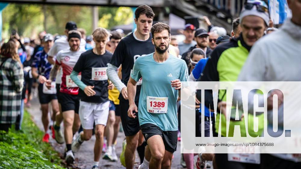 Rund 1800 Läufer begeben sich am Sonntagmorgen, 11.10.2026, im Rahmenprogramm des Mararthons am Baldeneysee auf eine gut 18 Kilometer lange Seerunde. Deutschland NRW Essen