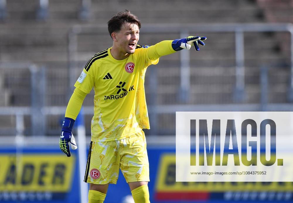 Fußball U19 DFB-Nachwuchsliga - Vorrunde Gruppe H 7.SPIELTAG: Schalke 04 U19 - Fortuna Düsseldorf U19 am 11.10.2026 im Parkstadion in Gelsenkirchen Julian Bamberg ( Fortuna Düsseldorf U19 ) Deutschland Nordrhein-Westfalen Gelsenkirchen