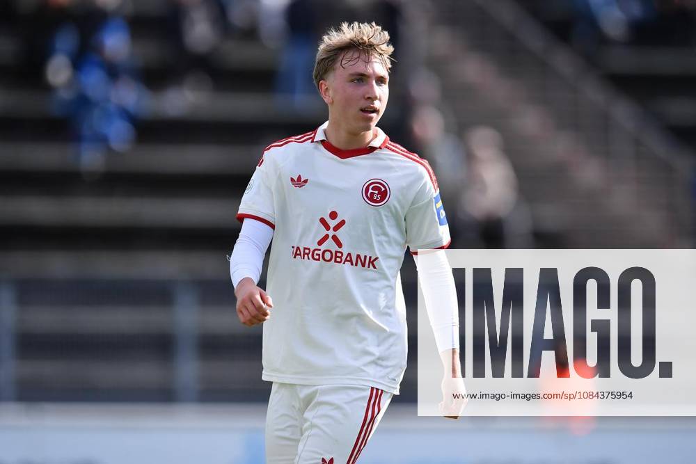 Fußball U19 DFB-Nachwuchsliga - Vorrunde Gruppe H 7.SPIELTAG: Schalke 04 U19 - Fortuna Düsseldorf U19 am 11.10.2026 im Parkstadion in Gelsenkirchen Tom Marc Prüsener ( Fortuna Düsseldorf U19 ) Deutschland Nordrhein-Westfalen Gelsenkirchen