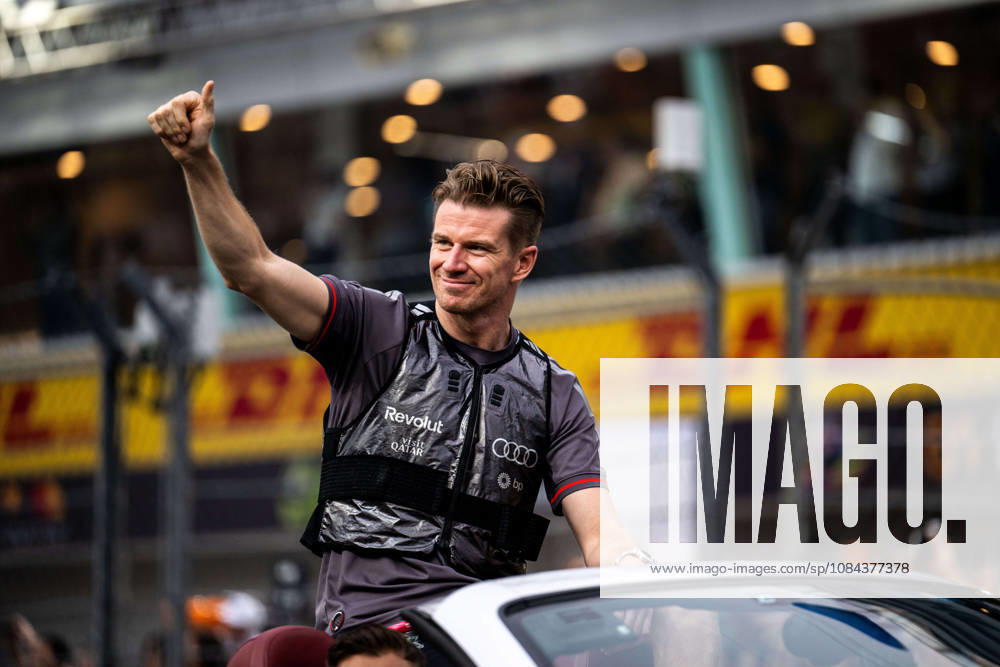 F1 - SINGAPORE GRAND PRIX 2026 HULKENBERG Nico (ger), Audi F1 Team R26, portrait during the 2026 Formula 1 Singapore Grand Prix, 17th round of the 2026 Formula One World Championship, WM, Weltmeisterschaft from October 9 to 11, 2026 on the Marina Bay Street Circuit, in Singapore, Singapore - SingaporeSingapore