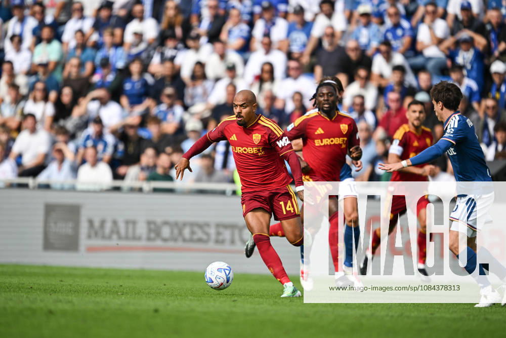 Donyell Malen of AS Roma in action during the Serie A soccer match between Como Calcio and AS Roma at the Giuseppe Sinigaglia stadium in Como, north Italy - October 11, 2026 - Soccer.