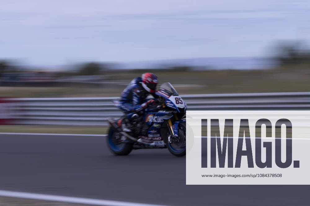 ESTORIL, PORTUGAL - OCTOBER 11: Twan Smits of Netherlands and Motoxracing WorldSBK Team competes during the Superpole Race during day three of the World Superbikes Estoril Round at Circuito Estoril on October 11, 2026 in Estoril, Portugal Cascais Portugal - ZUMAl192 20261011_zsp_l192_019