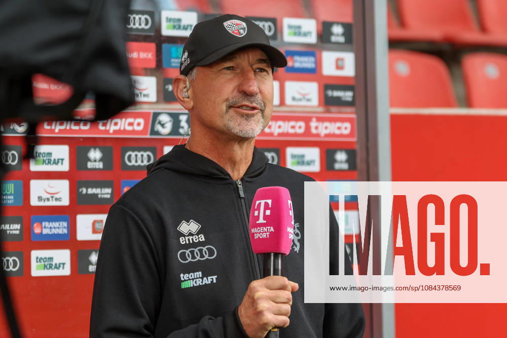 Ingolstadt, Deutschland 11. Oktober 2026: 3. Liga - 2026 2027 - 8. Spieltag - FC Ingolstadt 04 gegen SV Wehen Wiesbaden Im Bild: Trainer Achim Beierlorzer (FCI) beim Interview vor dem Spiel DFB DFL regulations prohibit any use of photographs as image sequences and or quasi-video