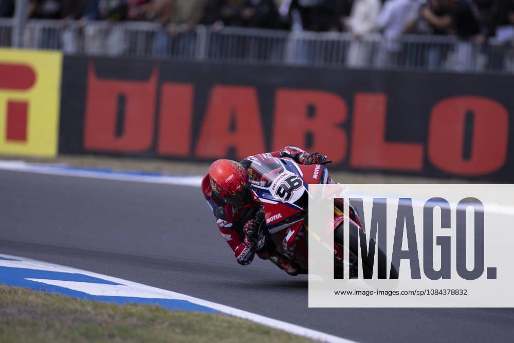 ESTORIL, PORTUGAL - OCTOBER 11: Jake Dixon of Great-Britain and Honda HRC competes during the Superpole Race during day three of the World Superbikes Estoril Round at Circuito Estoril on October 11, 2026 in Estoril, Portugal Cascais Portugal - ZUMAl192 20261011_zsp_l192_039