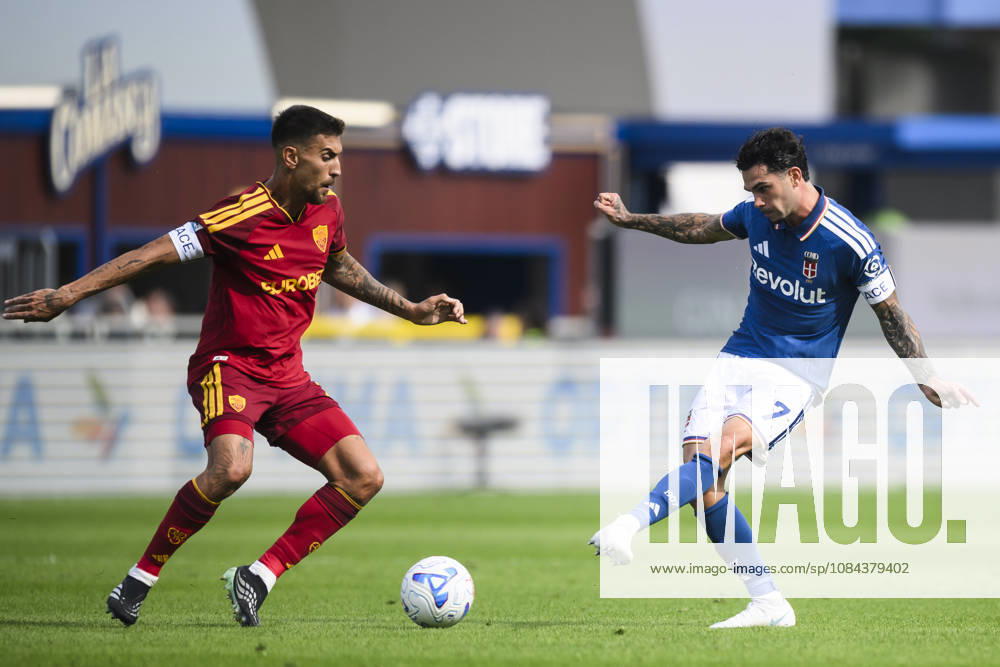 Como 1907 v AS Roma - Serie A Lucas Da Cunha of Como 1907 is challenged by Lorenzo Pellegrini of AS Roma during the Serie A football match between Como 1907 and AS Roma. Como Italy